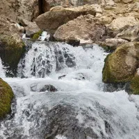 پتوی قرمز گم شده در پارک ته لیجان