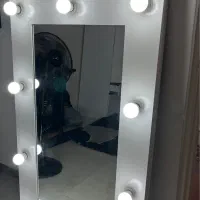 آینه چراغ دار