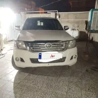 تویوتا هایلوکس 2014