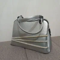 کیف نقره ای نو