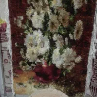 دار قالی متحرک بهمراه نخ و نقشه و وسایل