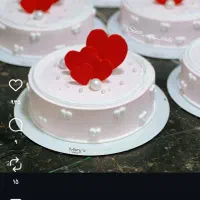 فروشنده خانم