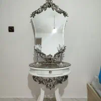 آیینه و شمعدان