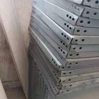 قفسه فلزی آهنی ستون فلزی|کتابخانه، شلف، قفسه‌های دیواری|تهران, بازار|دیوار