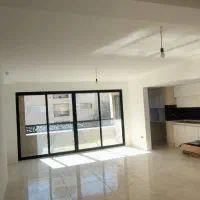 آپارتمان-لوکس-پنجره-قدی-جنوبی-شمالی-غرق-در-نور