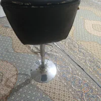 صندلی چرخان با قابلیت تنظیم ارتفاع