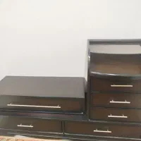 میز دراور با یک شیشه