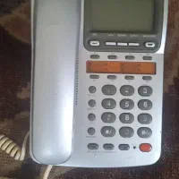 گوشی تلفن نقره ای رنگ ال سی دی دار