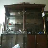 ویترین و بوفه بزرگ و جادار