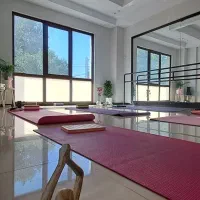 همکاری با مربی یوگای کودک و مربی یوگای مادر و کودک