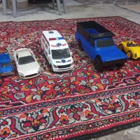 ماشین اسباب بازی فلزی ساده سالم سالم|اسباببازی بچه|رشت, نظری|دیوار