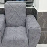 مبل ۷ نفره  ۱۴ تومن به خریدار واقعی تخفیف میدم