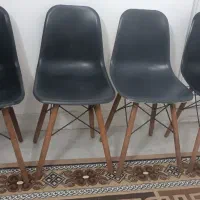 صندلی پایه چوبی