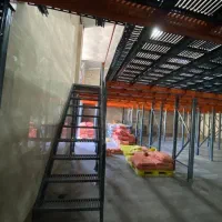 قفسه راک بالکن|فروشگاه و مغازه|کرج, شهرک صنعتی بهارستان فاز ۲|دیوار