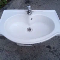 روشویی یک ماه کار کرده.