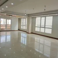 242-متر-نئوکلاسیک-بنای-فاخر-و-نوساز-با-3-پارکینگ