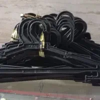 ویترین فلزی ۲متری ۳طبق شیشه خور و ۳۰۰عدد چوب کار|فروشگاه و مغازه|زالیان, |دیوار