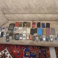 تعدادی گوشی و کاور