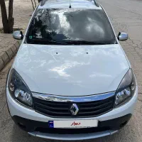 رنو ساندرو  استب وی