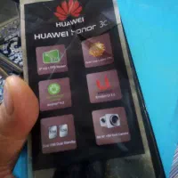 گوشی موبایل و عدد