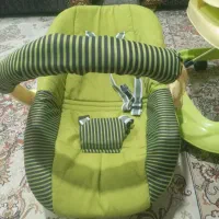 صندلی حمل کودک در حد نو
