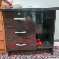 میز تحریر سالم