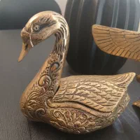 مجسمه برنجی دکوری سالم
