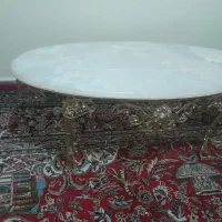 میز عسلی برنجی و صفحه مرمریت