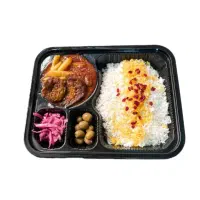 تهیه غذای خانگی مهربانو