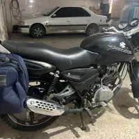 شباب ۱۸۰ طرح باجاج