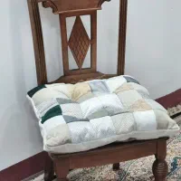 نشیمن ( زیر نشیمن)|رختخواب، بالش، پتو|بانه, |دیوار