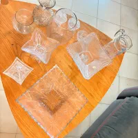 تعدادی ظروف