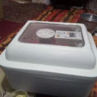 دستگاه‌ جوجه کشی 96 تایی ایزی باتور 2