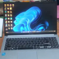 لپتاپ دانشجویی