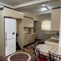 ۱۲۰ متری ۲ خواب تمیز و داخل شهر با حیاط جای ماشین|اجارهٔ کوتاه‌مدت آپارتمان و سوئیت|رامسر, |دیوار