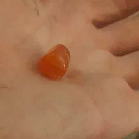 وسایل قدیمی سنگ و کلید و سکه و|کلکسیون اشیاء عتیقه|قم, خاکفرج|دیوار