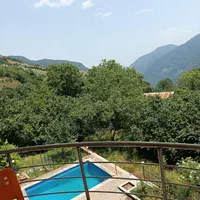 ویلا جنگلی دوهزار ویو رویایی|اجارهٔ کوتاه‌مدت ویلا و باغ|تنکابن, |دیوار