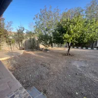 محوطه 800  متری غریب کش باغ ویلا جهت انباری و غیر|اجارهٔ خانه و ویلا|قزوین, |دیوار