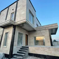 ویلا نوساز دوبلکس ۳۰۰متر زمین ۲۲۰متر بنا