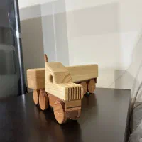 ماشین چوبی‌ دکوری