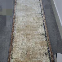 گلیم فرش تو راهرویی