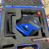 تراز لیزری با جعبه کم کار