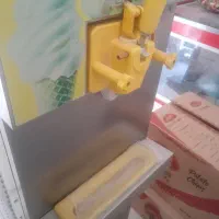 دستگاه بستنی