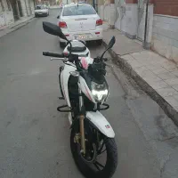 موتور آپاچی ۲۰۰ نیوفیس tvs|موتورسیکلت|قم, لسانی|دیوار