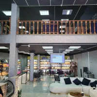 اجاره مغازه ۲۰۰ متری با ۱۱۰ متر بالکن + تردد زیاد