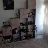 کتابخانه و باکس چوبی