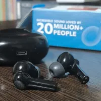 Anker Soundcore R100