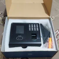 دو مدل دستگاه حضور و غیاب(پیشرفته و اقتصادی)|دفتر کار|صدرا-فارس, فاز ۱|دیوار