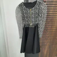 پیراهن مجلسی سالم وتمیز با تنخورفوق العاده