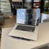 لپتاپ مکبوک پرو i7 رم۱۶ و ۲ گیگ گرافیک مجزا ۱۶اینچ